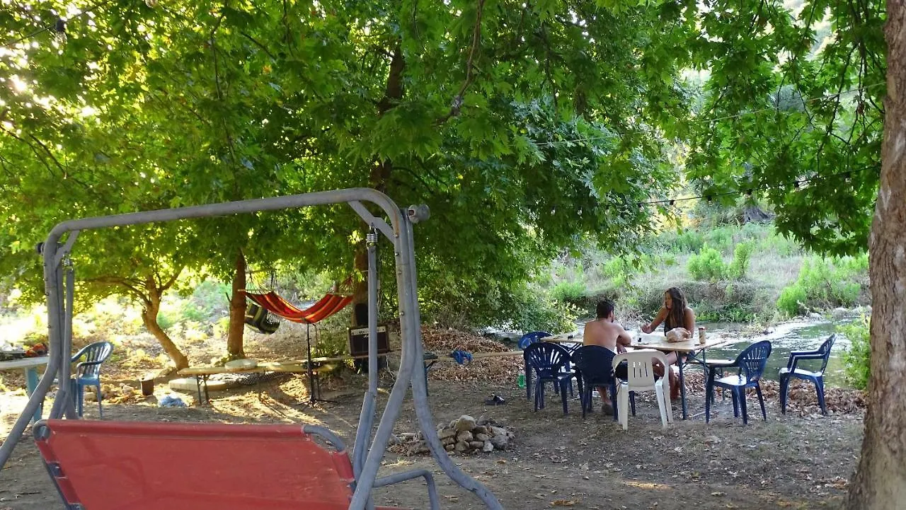 Glamping Bunec Otel Piqeras Lüks kamp alanı