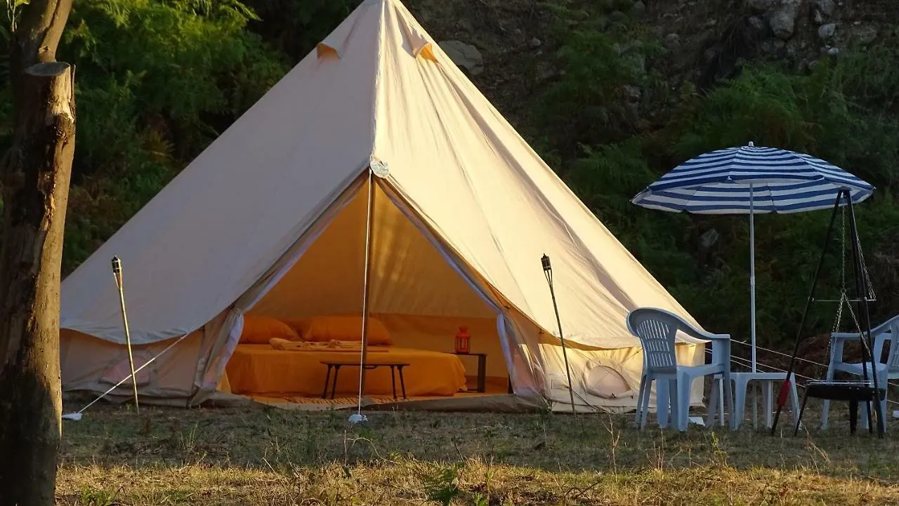Glamping Bunec Otel Piqeras 0*,  Arnavutluk