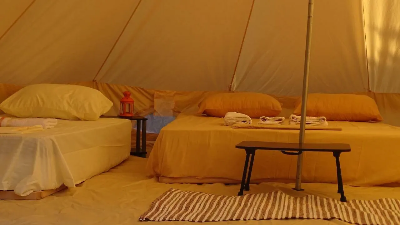 Lüks kamp alanı Glamping Bunec Otel Piqeras